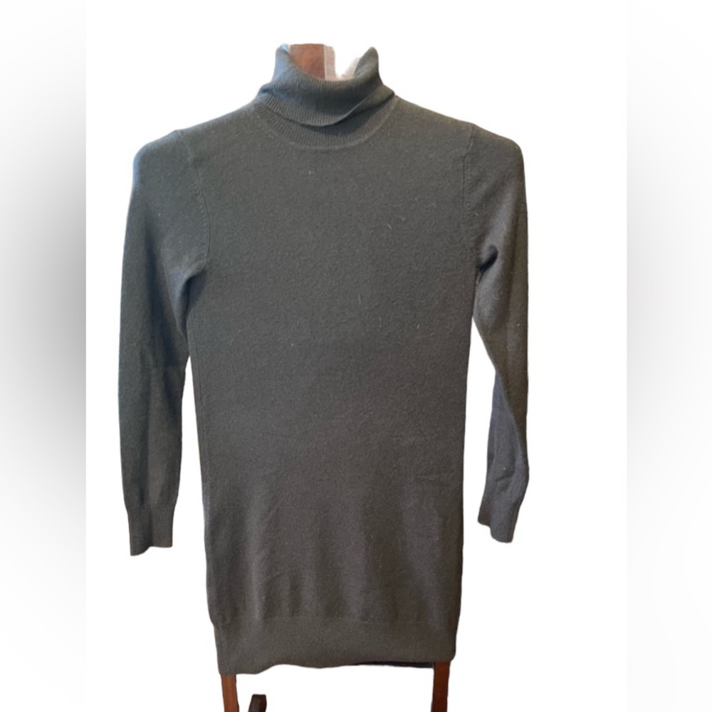 Used once,like new beautiful Michael Kors cashmere dress size XS